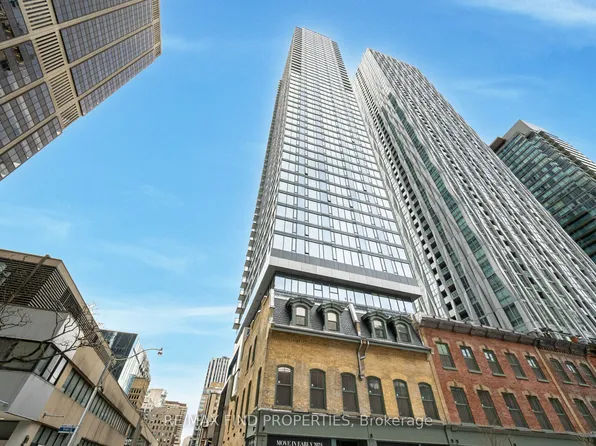 8 Cumberland St, Toronto, ON