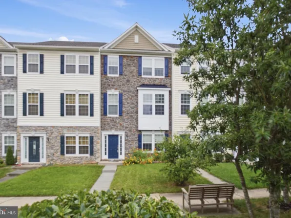 44138 Puma Sq, Chantilly, VA 20152