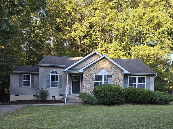 1087 Garner Dr, King George, VA 22485