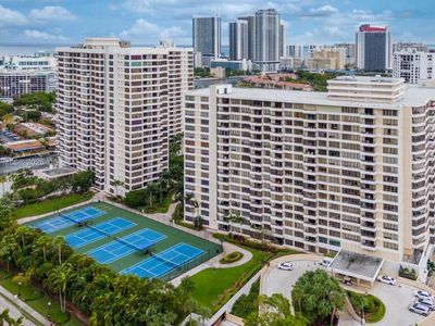 600 Three Islands Blvd APT 1602, Hallandale, FL, 33009