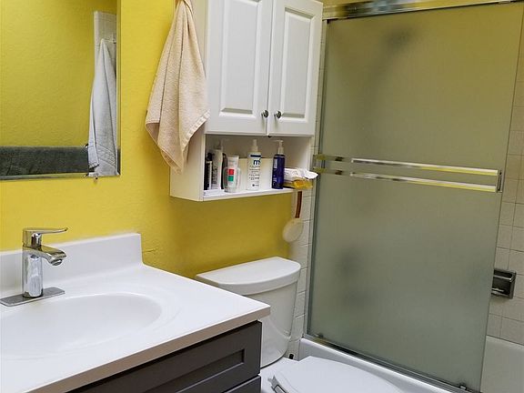 4th image of 5853 Mission St APT 12