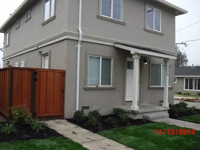 2 bed, 880 sqft, $2,800 — Photo 3
