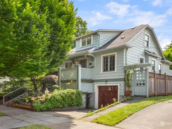 207 25th Avenue, Seattle, WA 98122