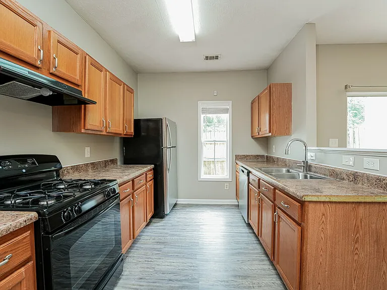 4832 Hairston Park Sq — Photo 8