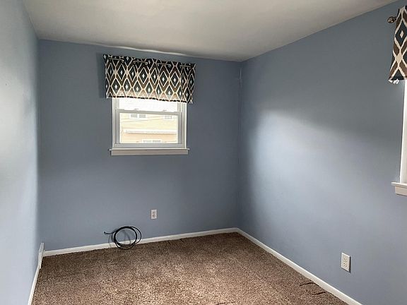 3rd image of 10937 Waldemire Dr