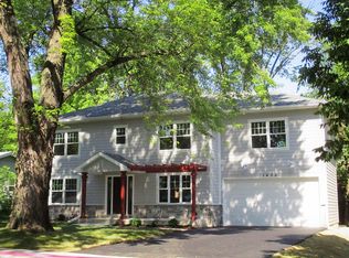 1430 N Webster St, Naperville, IL 60563