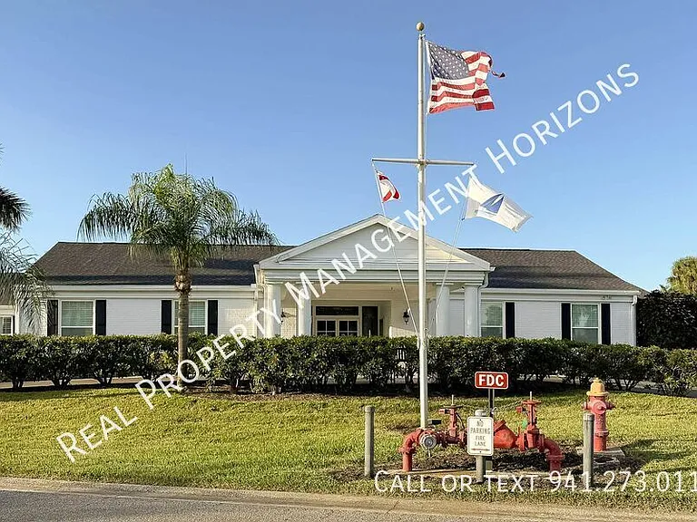 4813 Independence Dr — Photo 24