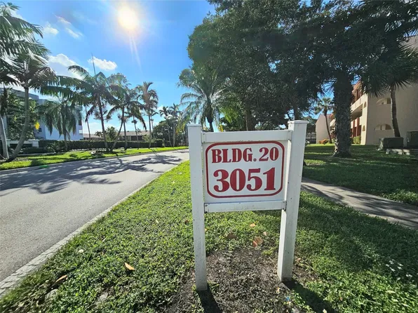 3051 Sunrise Lakes Drive #203, Fort Lauderdale, FL 33322