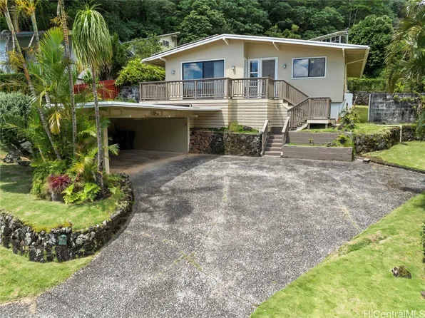 3586 Kumu Pl, Honolulu, HI 96822