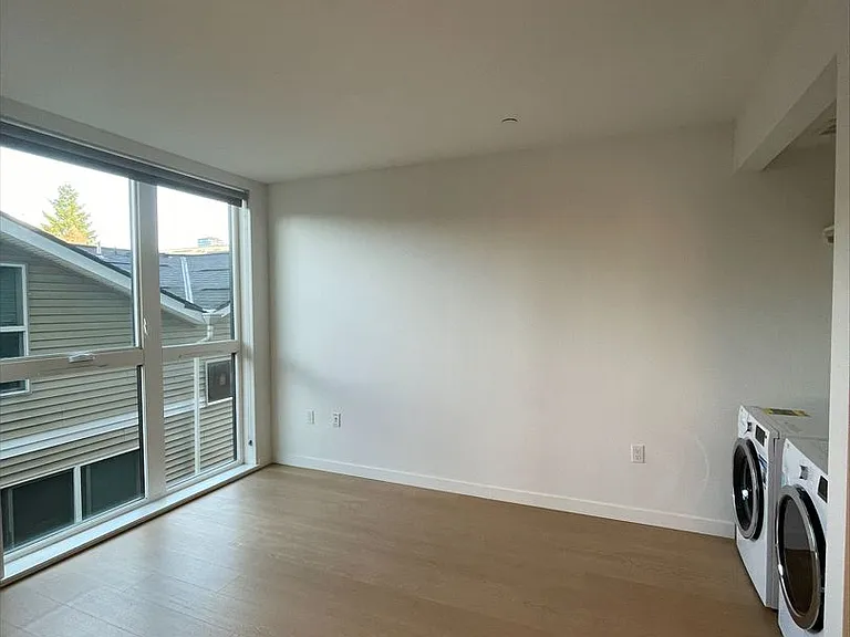 Sora Apartments — Photo 18