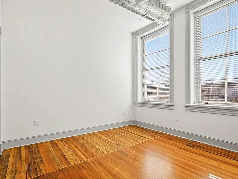 465 Church Street — Photo 6