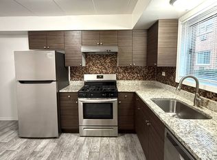 1304 Carol St Floor 2, Park Ridge, IL 60068