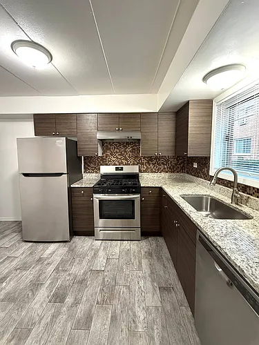 1304 Carol St #2 Photo 1