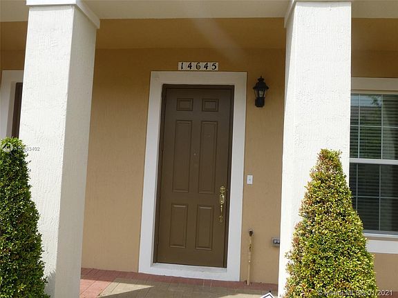 3rd image of 14645 SW 14th St