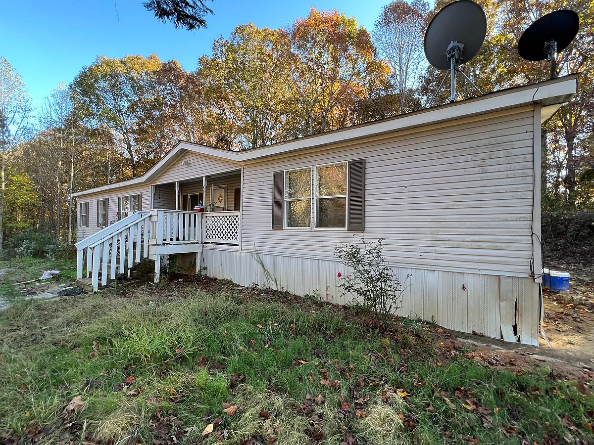 Building Photo - 3901 Coker Rd