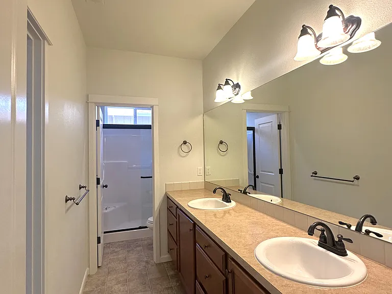 63351 Lamoine Ln — Photo 15