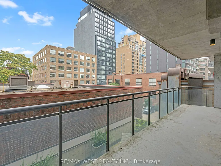 42 Camden St #303 — Photo 24