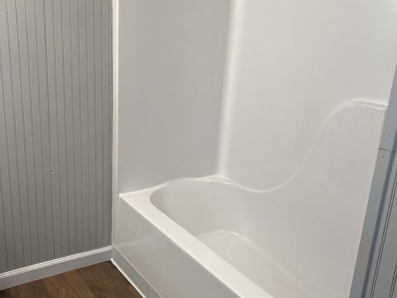4th image of 140 Springfield Dr #16859568