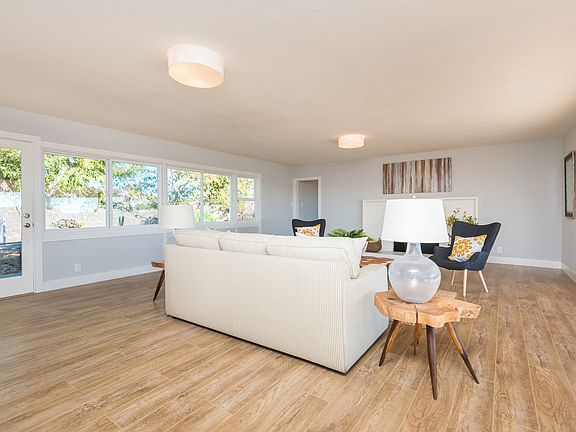 3rd image of 2615 Companero Ave