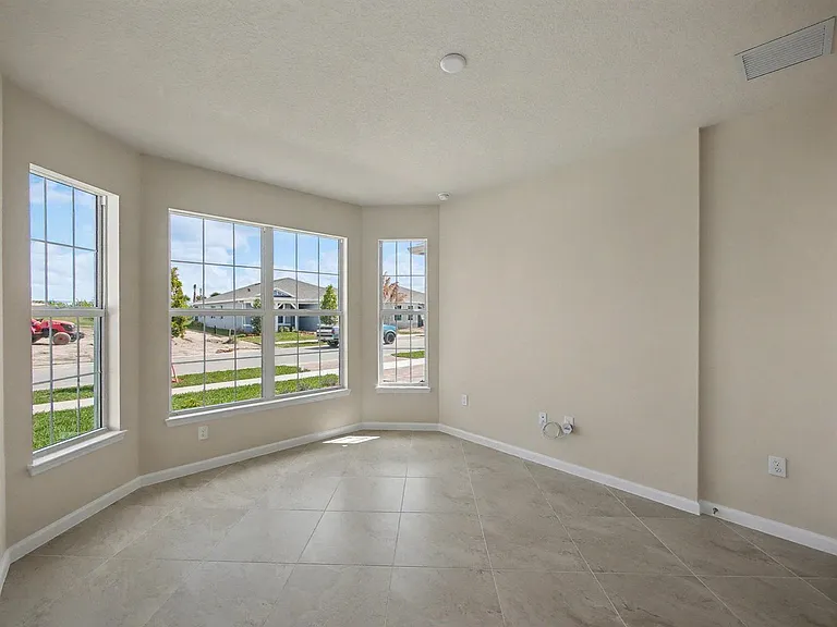 14172 SW Incarnadine Ln — Photo 11
