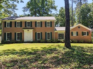 215 Dalrymple Rd, Atlanta, GA 30328