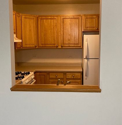 5th image of 1335 Rock Run Dr #7
