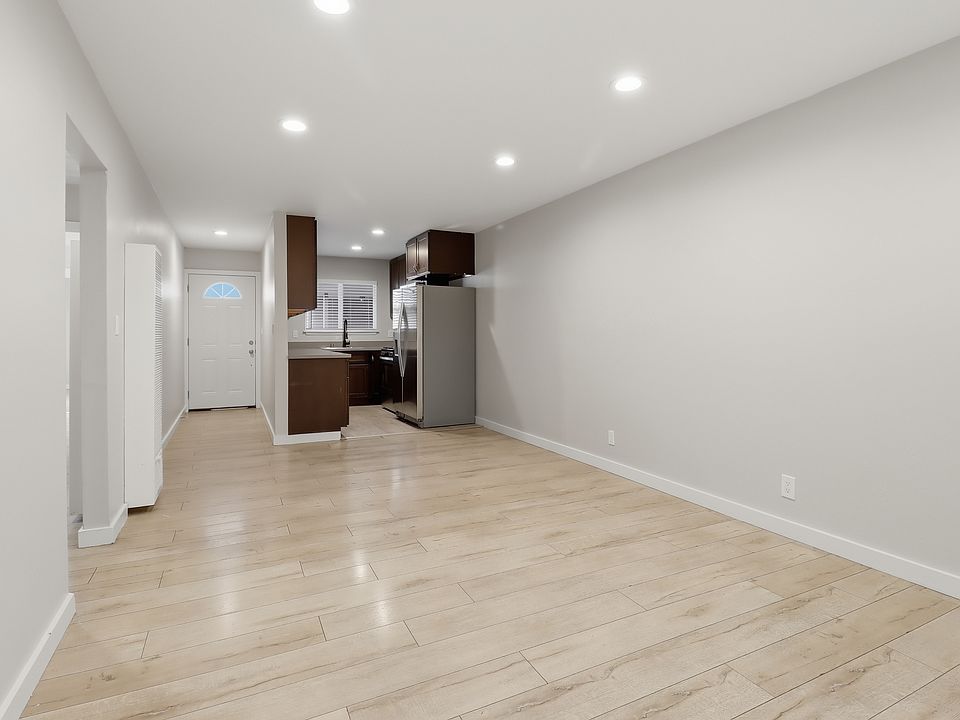 1st image of 2540 Bowers Ave #3