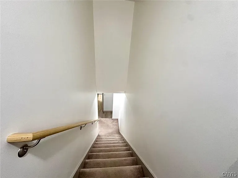 4048A West Rd — Photo 12