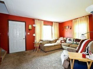 7004 W 114th St, Worth, IL