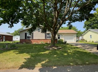 1414 Spear St, Rochester, IN 46975