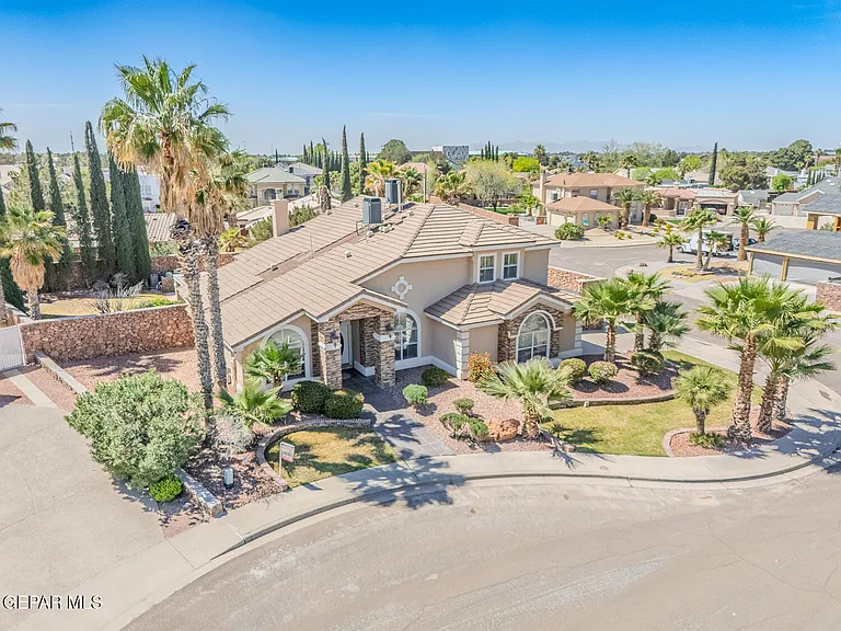 2066 Paseo Del Prado Dr — Photo 60