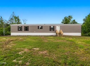 11808 Magnolia St, Fountain, FL 32438