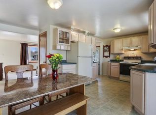 978 Coppens Rd, Green Bay, WI 54303