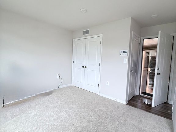 5th image of 238 Coolidge Ave