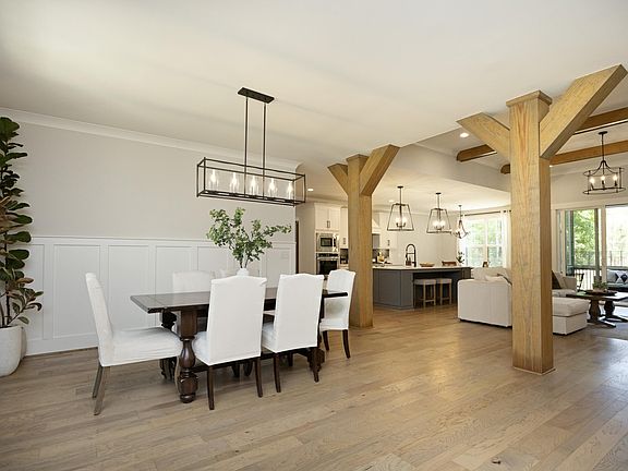 2nd image of 2709 Trifle Ln
