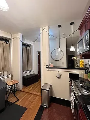 Rented by Oxford Property Group | media 12