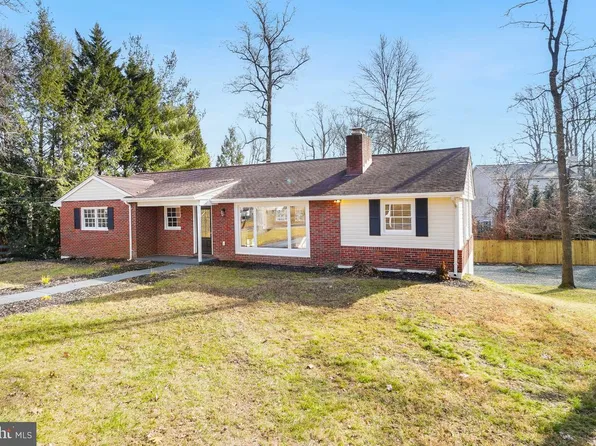 5113 Avoca Ave, Ellicott City, MD 21043