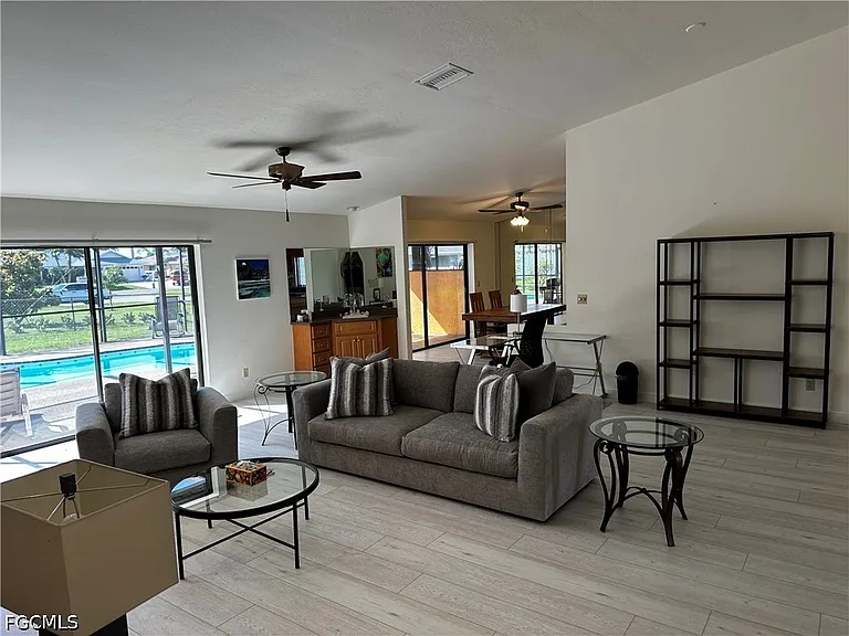 3402 SE 11th Ave — Photo 24