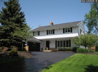 24139 Shelburne Rd, Shaker Heights, OH 44122