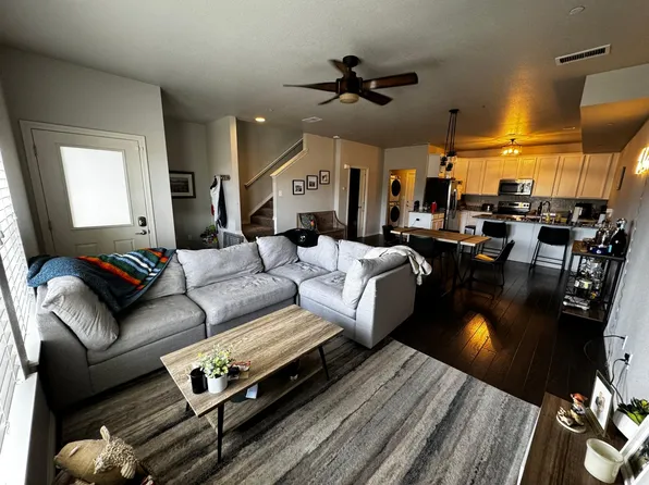 3860 Manhattan Ave APT 4, Fort Collins, CO 80526