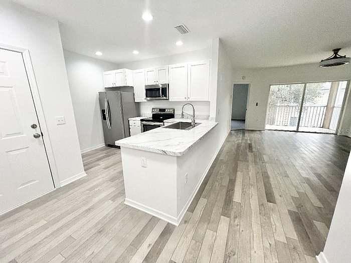 1st image of 9513 Grovedale Cir