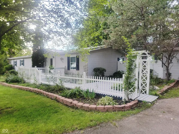 592 N Paradise Dr, Rochester, IN 46975