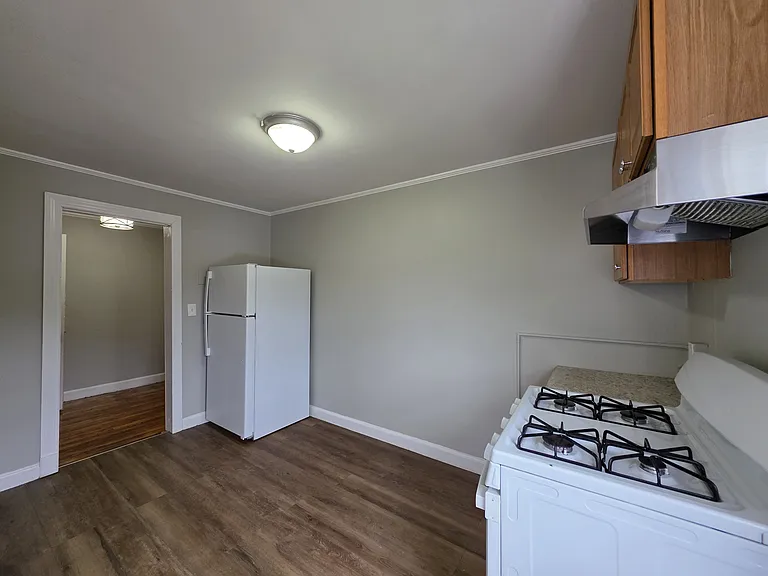 309 Main St #2 — Photo 5