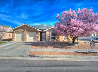 1040 Salinas St SE, Albuquerque, NM 87123