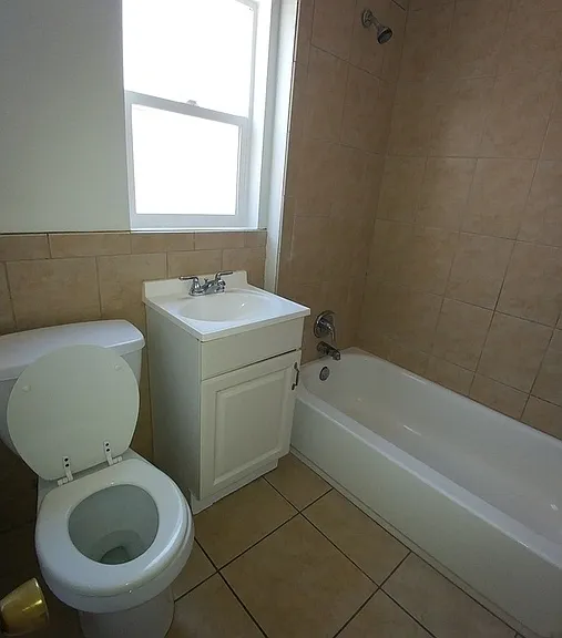 1709 Lewis Ave #4 — Photo 10