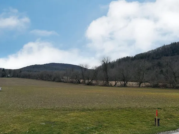 5 Happy Valley Ln, Knoxville, PA 16928