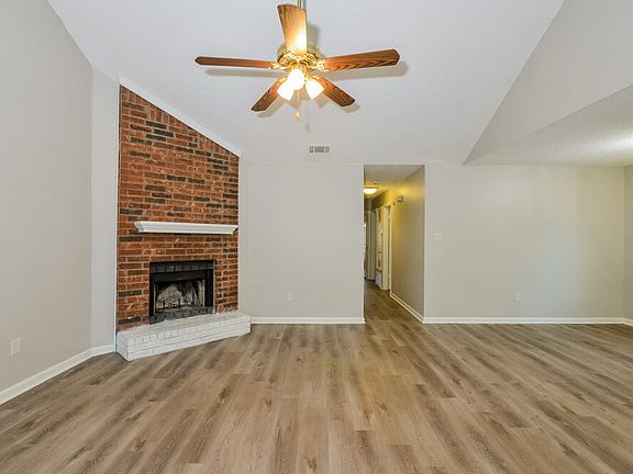 4th image of 6597 Sungate Dr S