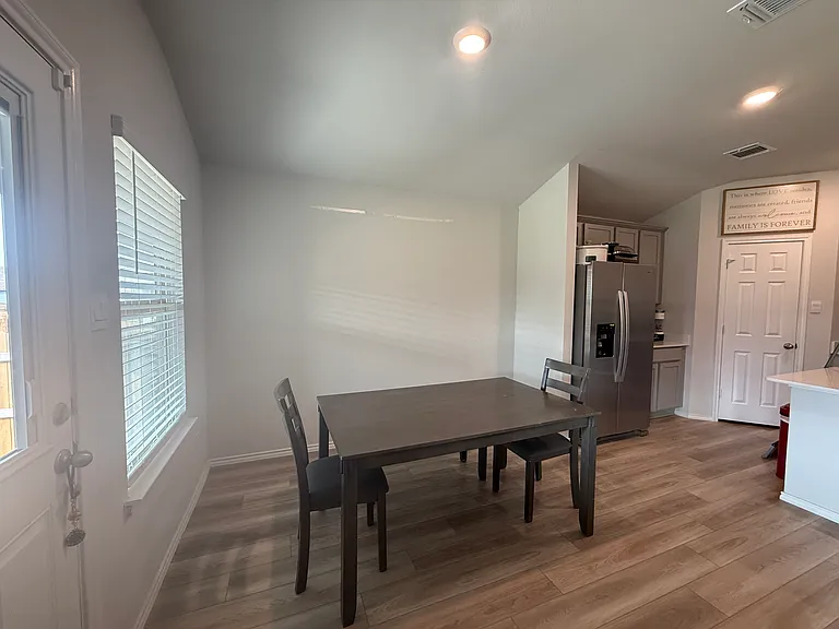 1320 Piedmont St — Photo 17