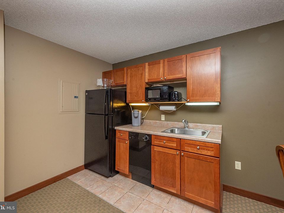 565 Glendale Rd Oakland MD Zillow