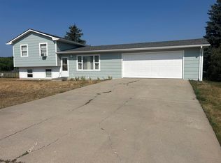 721 Lion Dr, Rapid City, SD 57701